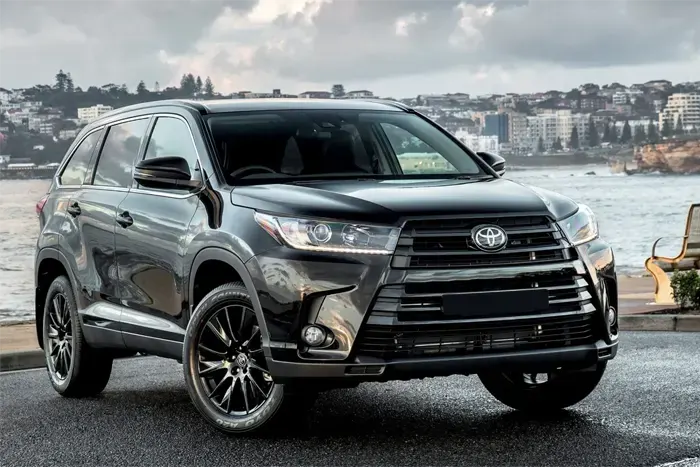 Toyota Kluger Luxury Taxi